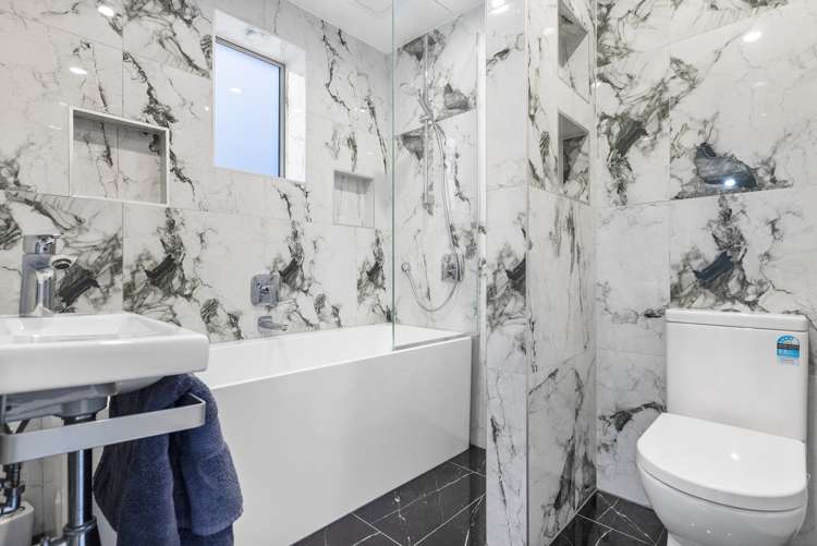 10 Dundas Place Henderson_14