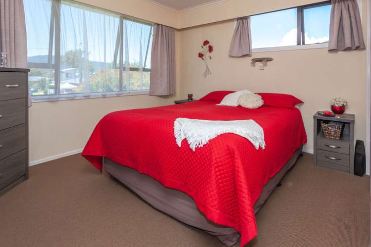 20 Hornsea Road Tairua_11