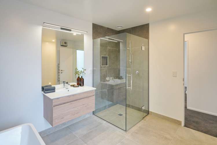 33 Monte Crescent Lincoln_15