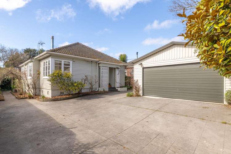 14 Wilding Street Saint Martins_13