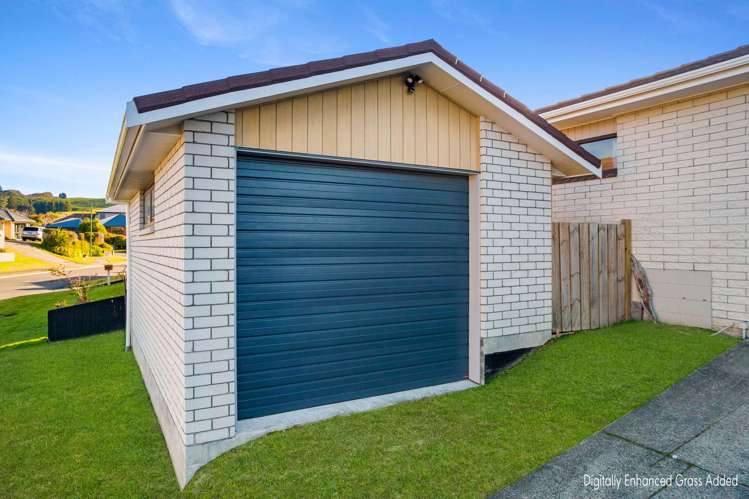 1 Bullmore Place Pukehangi_15