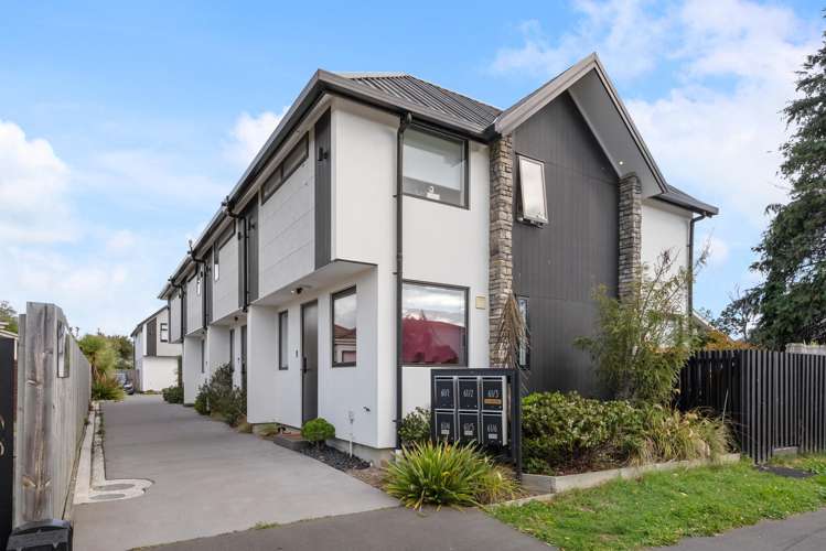 4/61 Peverel Street_0