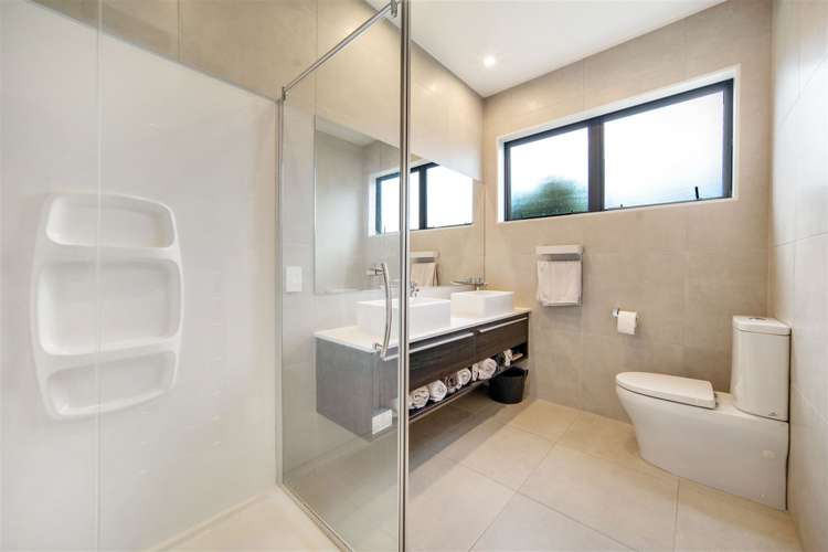 33 Doidge Street Beachlands_11