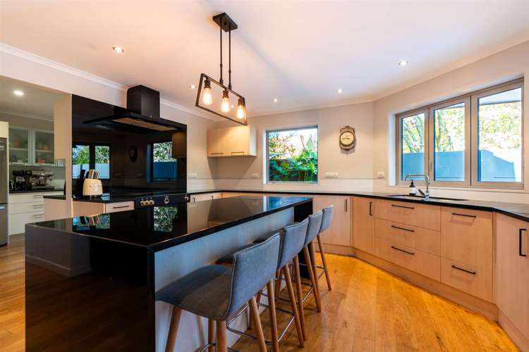 5 Keswick Crescent Huntington_5