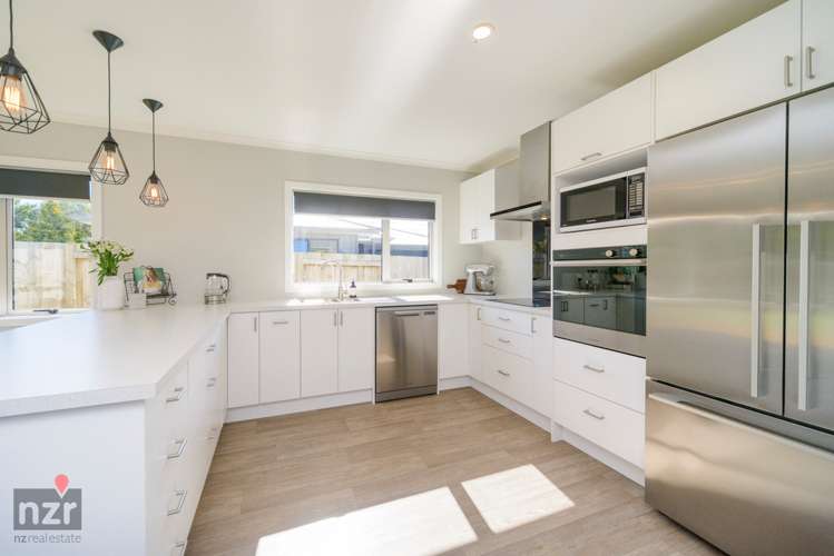 18 Wescombe Grove Feilding_1