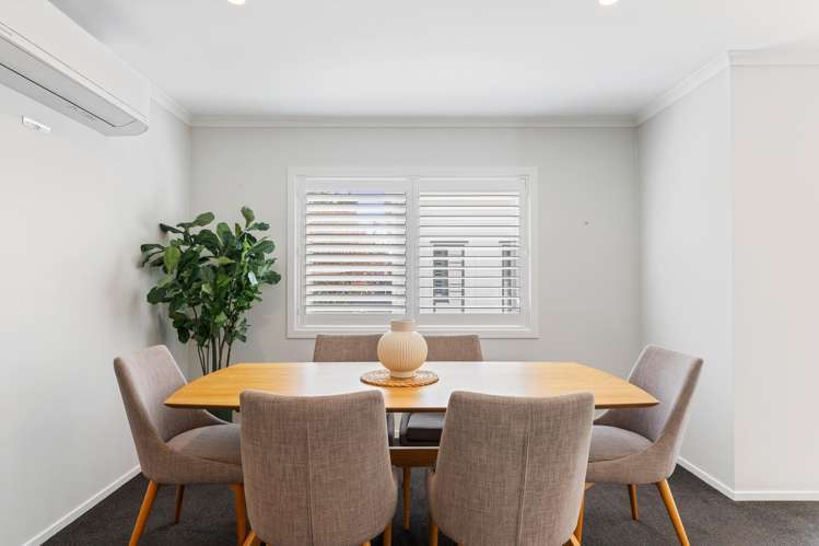 11 Poplar Grove Ebdentown_7