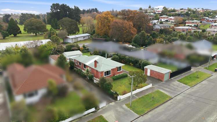 8 Athol Place Highfield_20