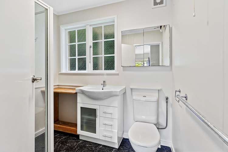 5a Astor Street Karori_9