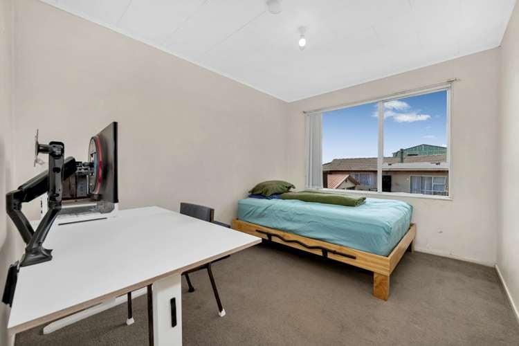 35 Matthews Road Flat Bush_14