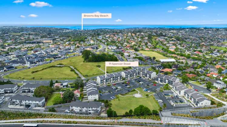 B11/71 Spencer Road Oteha_28