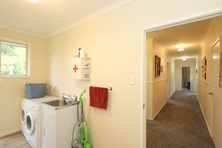 153 Flora Road East Makarewa_26