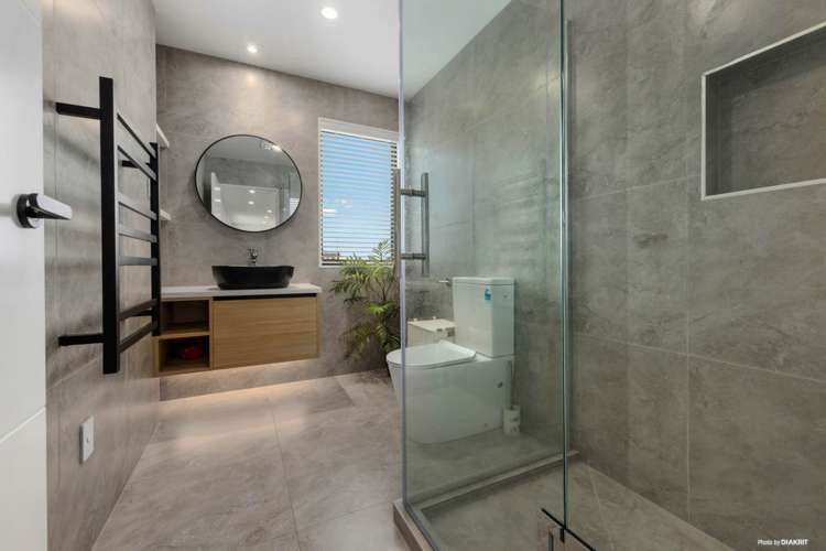 2 Kumukumu Road Long Bay_17