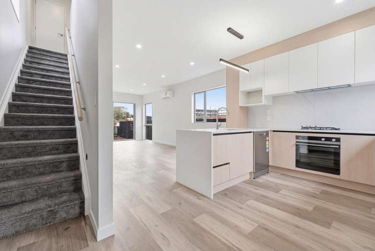 4 & 6 Te Taiheke Road Papakura_7