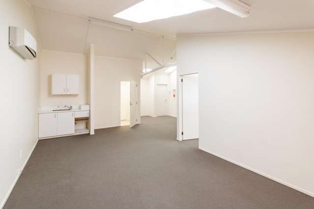 Suites/5-15 Victoria Road Devonport_4