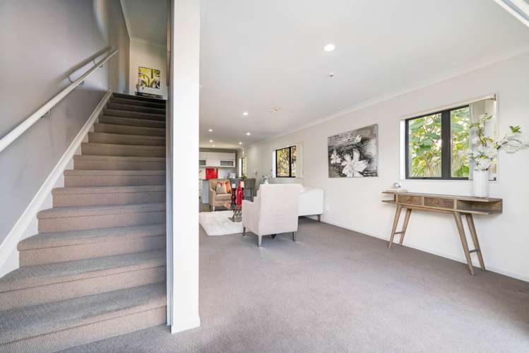 1/46 Carlos Drive Flat Bush_5
