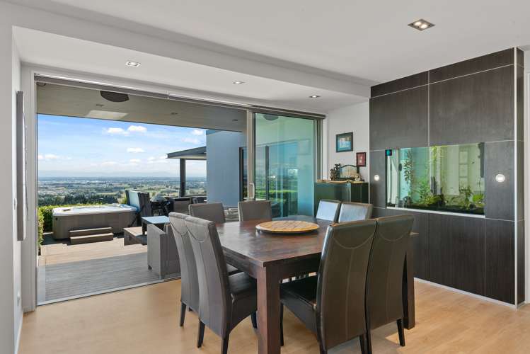 8 The Ridge Kennedys Bush_6