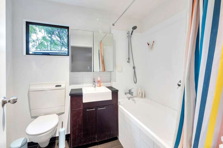 172 Shaw Road Oratia_16