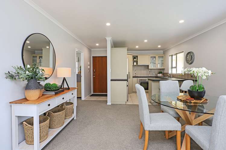 27/1232 Howard Street Parkvale_5