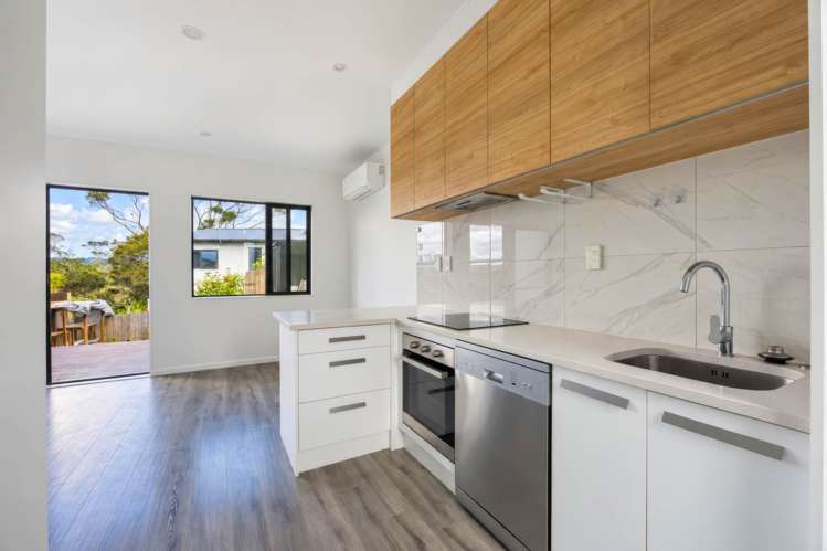 134E Tiriwa Drive Massey_9