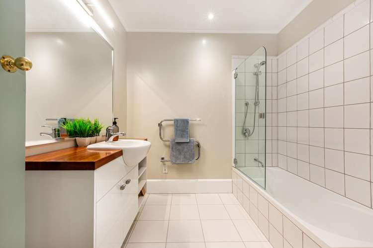 80 Jubilee Road Khandallah_19