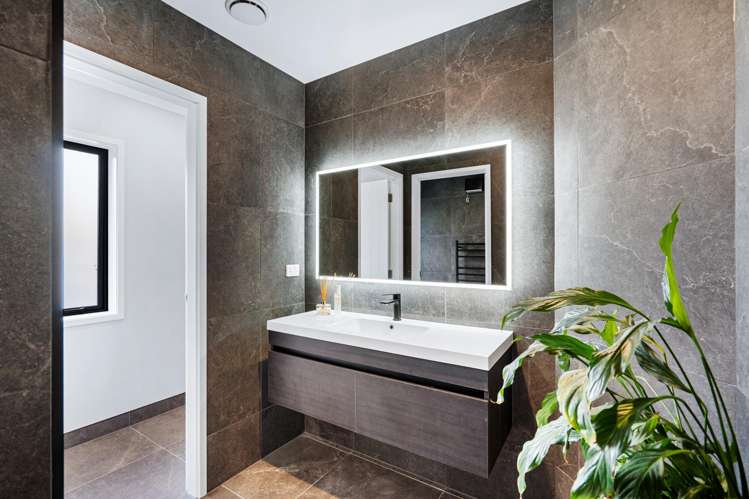 254 Riverbend Road Meeanee_16