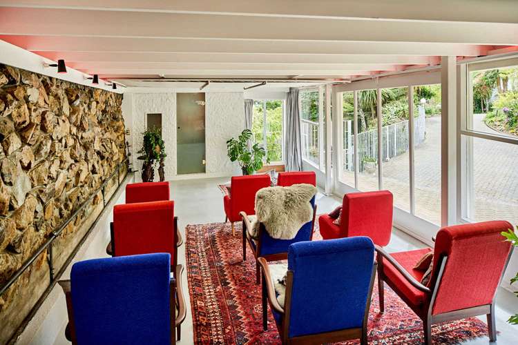 15 Waitohu Road York Bay_14