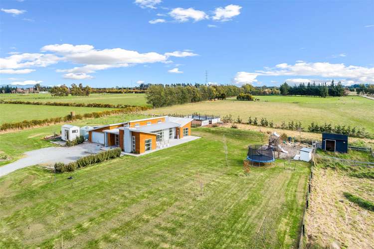 88 Bruces Road Sefton_22