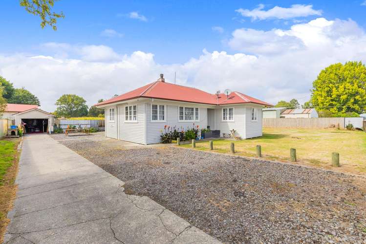 2976 Broadlands Road_0