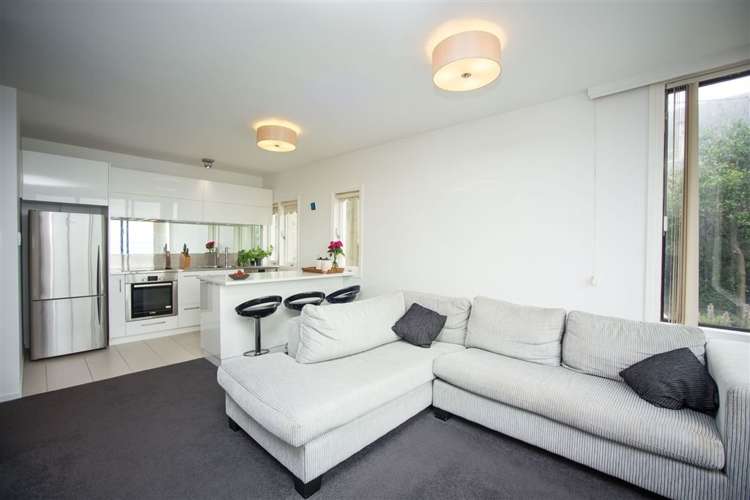 3/2 Oriental Terrace Mount Victoria_6