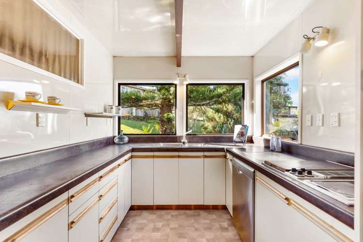 1/13 Wilbur Place Pakuranga Heights_5