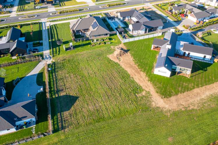 33 Alan Livingston Drive Cambridge_9