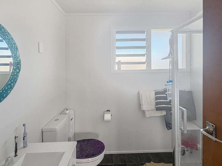 10A Cuba Street 1214_7