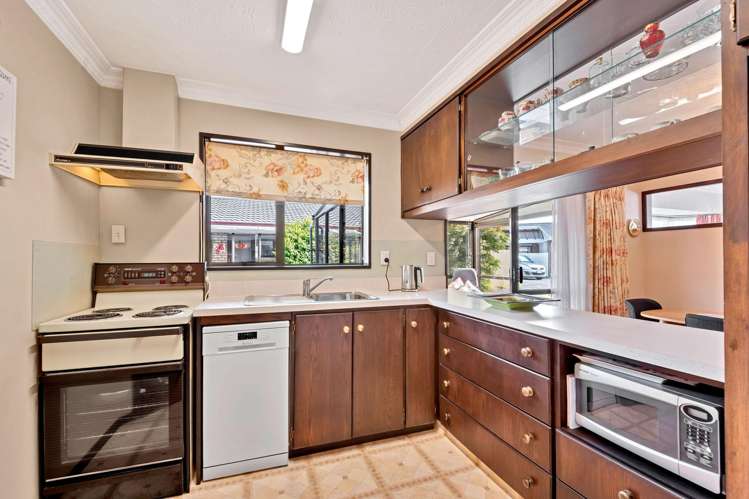 2/30 Strickland Street Somerfield_2