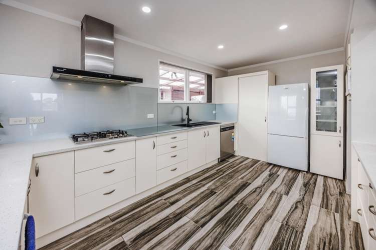 17 Cardiff Road Pakuranga_9