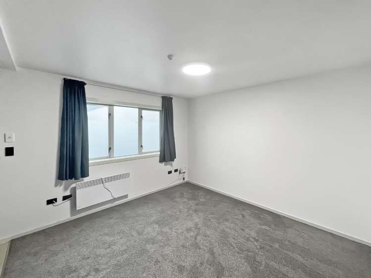 109/12 Martin Square 2185_2