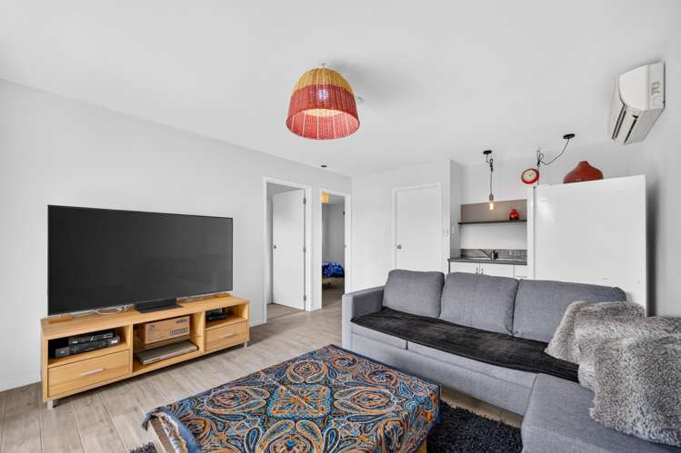 8/7 Wellington Street Russell_3