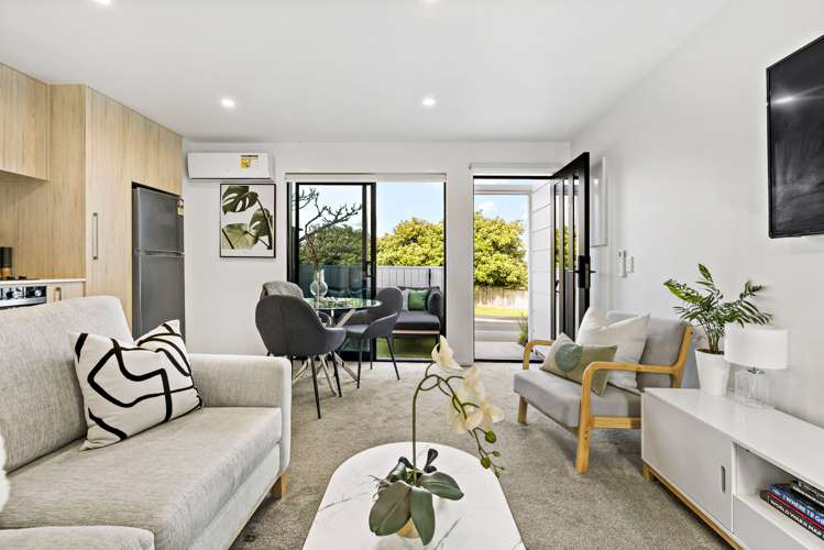 2/2 Jadewynn Drive Massey_4