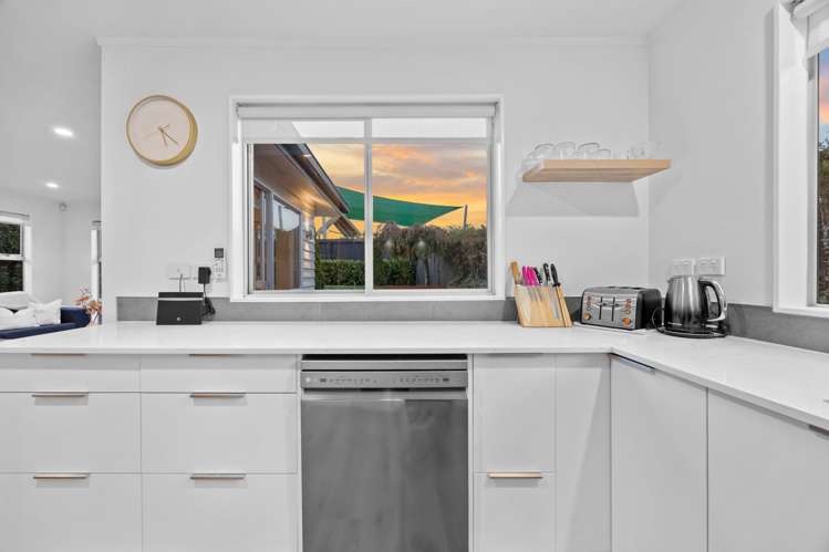 3b Toru Street Te Atatu Peninsula_11