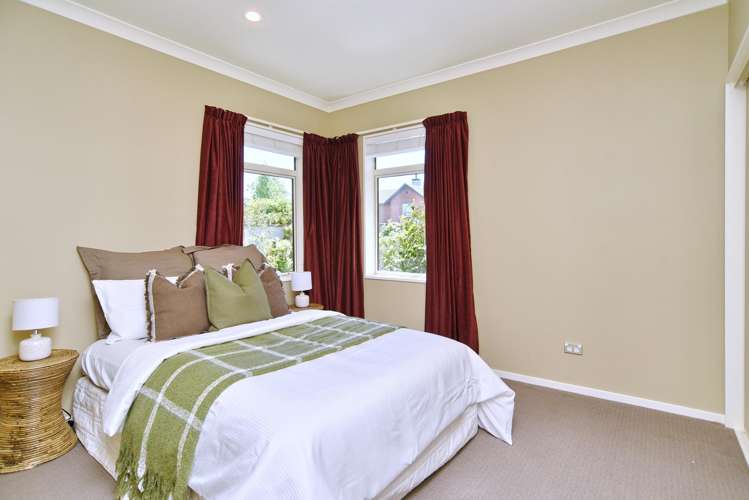 2 Henley Green Northwood_15