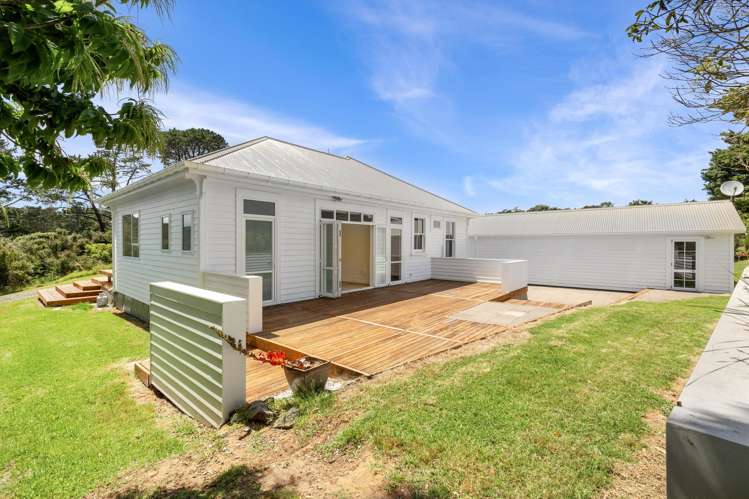 856 Ocean View Road Te Arai_12