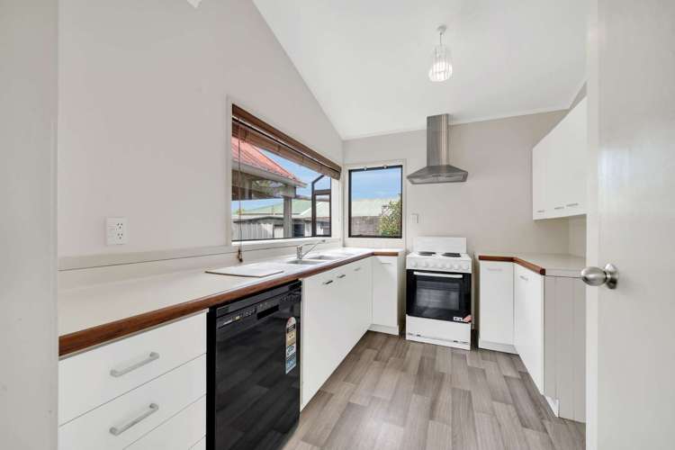 3/54 Swanson Road Henderson_13