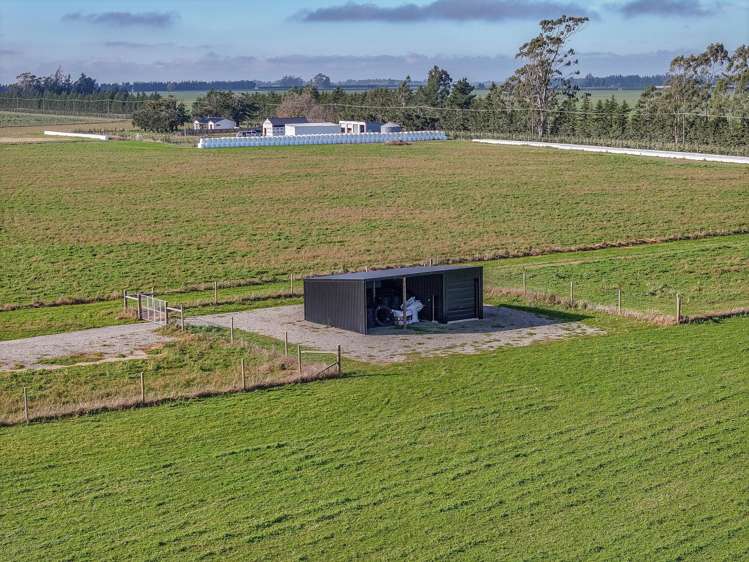 77 Bleak House Road Darfield_14