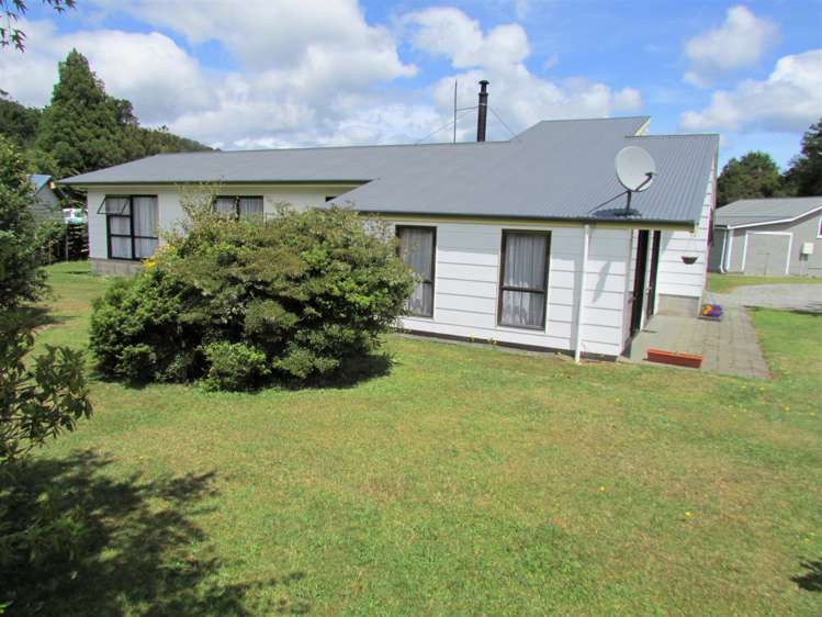 660 Taylorville Road Taylorville_28