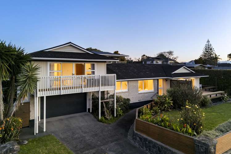 77 Kiwi Esplanade Mangere Bridge_22