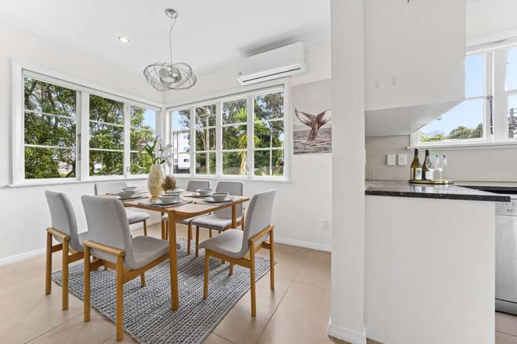 105 & 105A Richardson Road Mt Albert_11