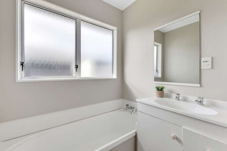 1/58 Riversdale Drive Merrilands_17