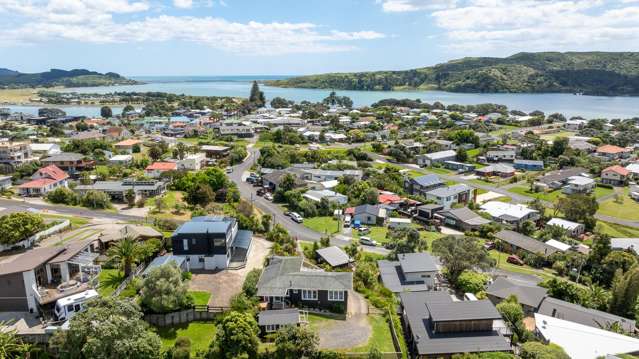 37 Long street Raglan_1