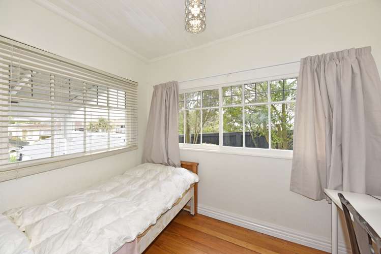 135 Pine Avenue South New Brighton_12