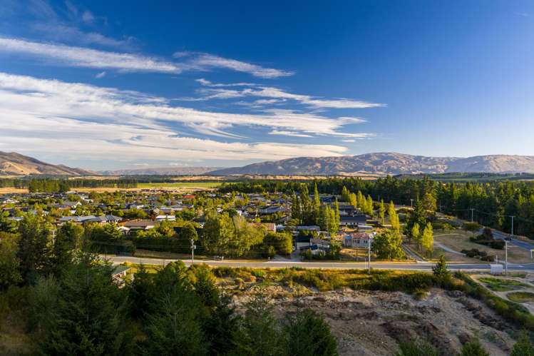 17 Parry Crescent Lake Hawea_10