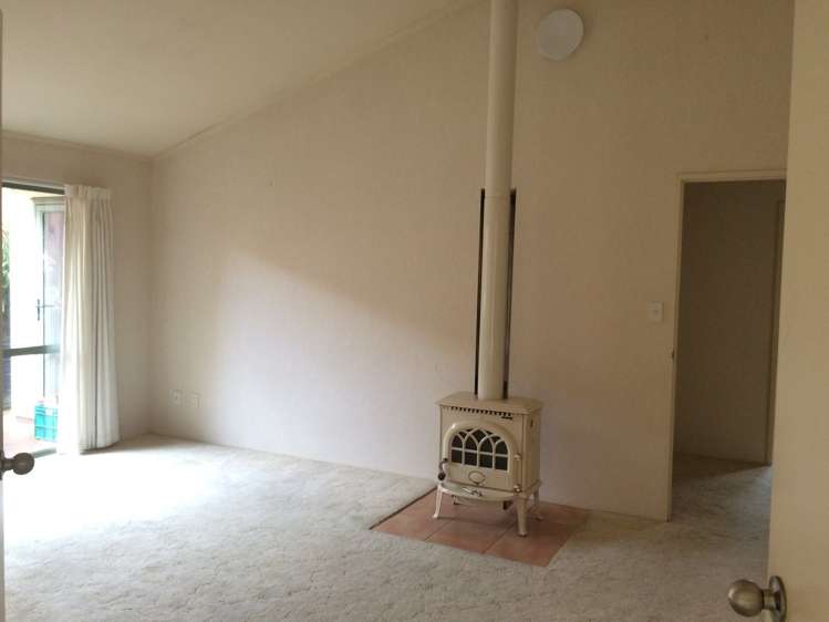 22 Abbotleigh Avenue Te Atatu Peninsula_6